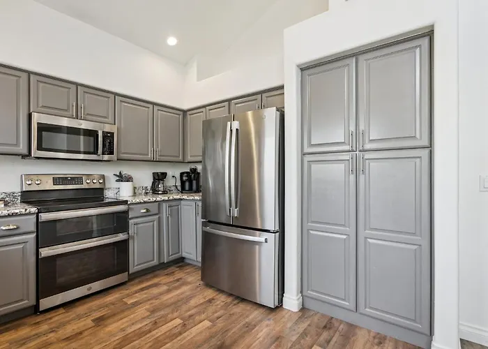 Campo Scottsdale - Pool - Hot Tub - Sleeps 12 Holiday home Phoenix