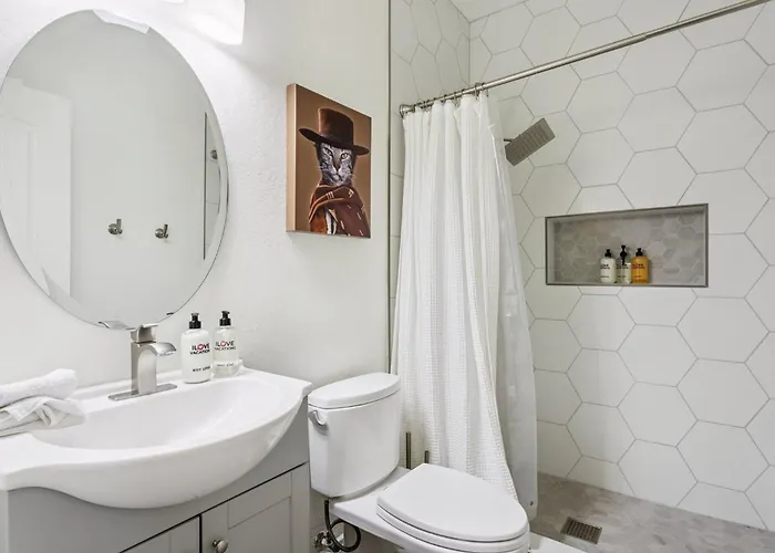 Campo Scottsdale - Pool - Hot Tub - Sleeps 12 Holiday home Phoenix