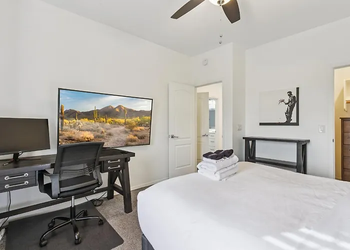 Campo Scottsdale - Pool - Hot Tub - Sleeps 12 Holiday home